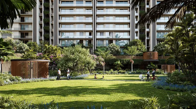 Conscient Parq — central garden and towers