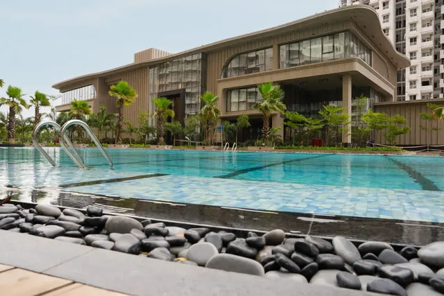 County The Center Court — clubhouse and outdoor pool (real photo)