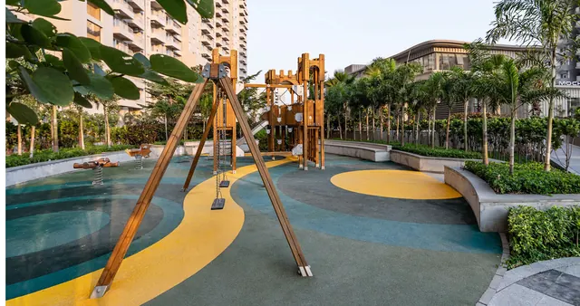 County The Center Court — kids play area