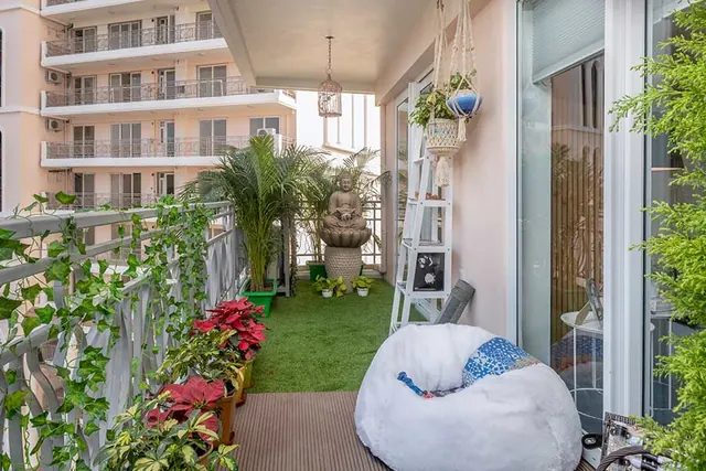 DLF Sky Court — balcony garden