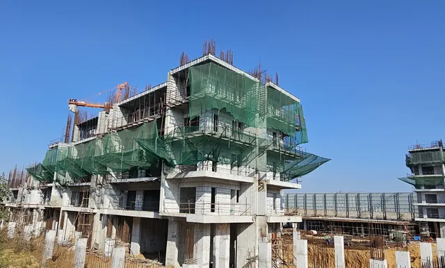 Eldeco Fairway Reserve — tower construction progress (real photo)