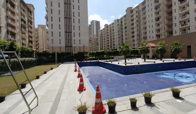 Emaar Palm Hills, Sector 77 Gurgaon — project image 3