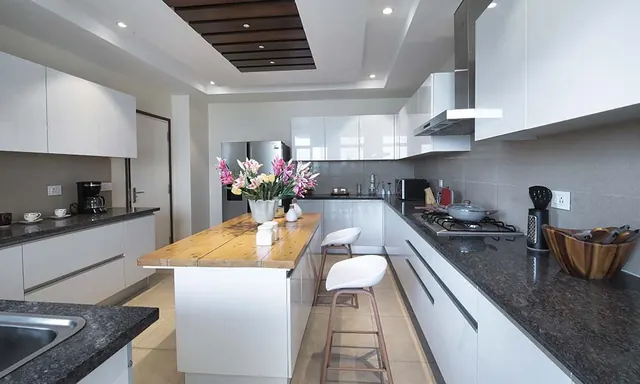Experion Windchants — kitchen (photo)