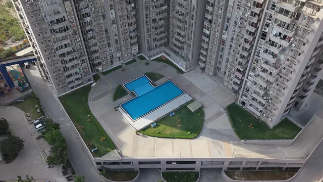 ILD Grand — drone photo of pool courtyard (actual)