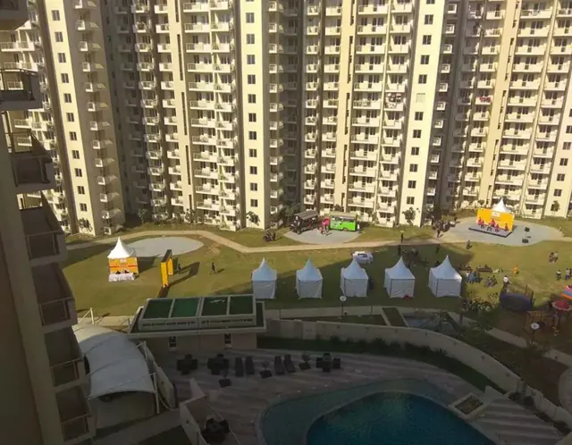Central courtyard and towers