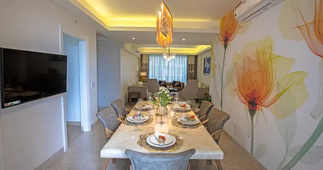 Parkview Grandspa — sample apartment dining