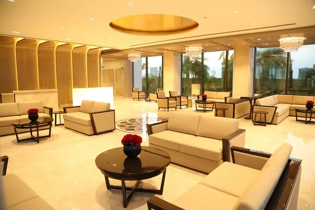 Puri Emerald Bay — clubhouse lounge (real photo)