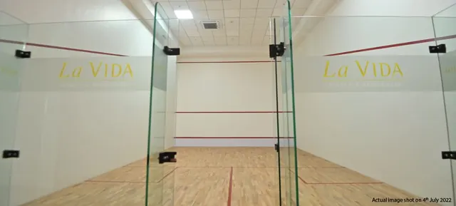 Tata La Vida — squash court (actual photo)