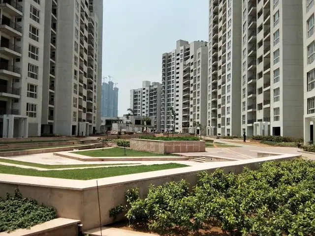 Umang Winter Hills, Sector 77 Gurgaon — project image 3