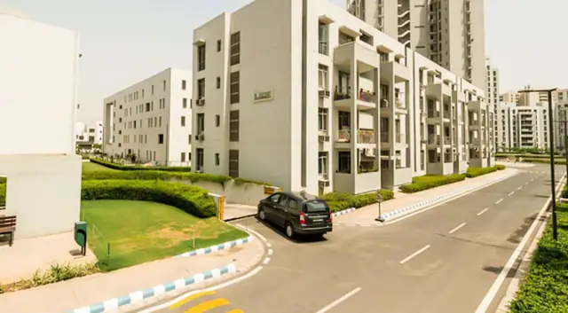 Vatika Boulevard Residences brochure